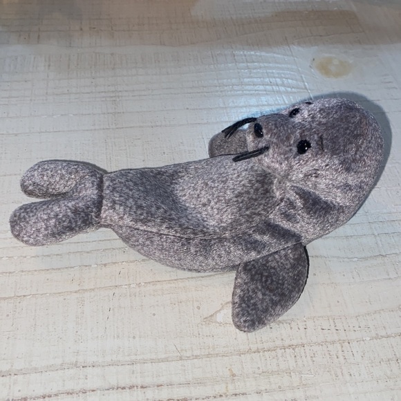 Ty Beanie Babies: Slippery the Seal , missing ear tag. Tush tag worn. - Picture 2 of 7